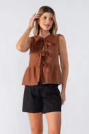 Blusa Bata Tomara que Caia com Laços Frontais em Linho e Viscose - Marrom