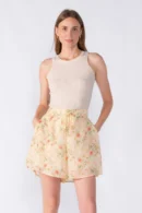 Shorts em Chiffon Estampado com Cós de Elástico e Bolsos - Bege