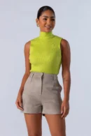 Regata Cropped em Tricot Canelado com Gola Alta - Verde Claro