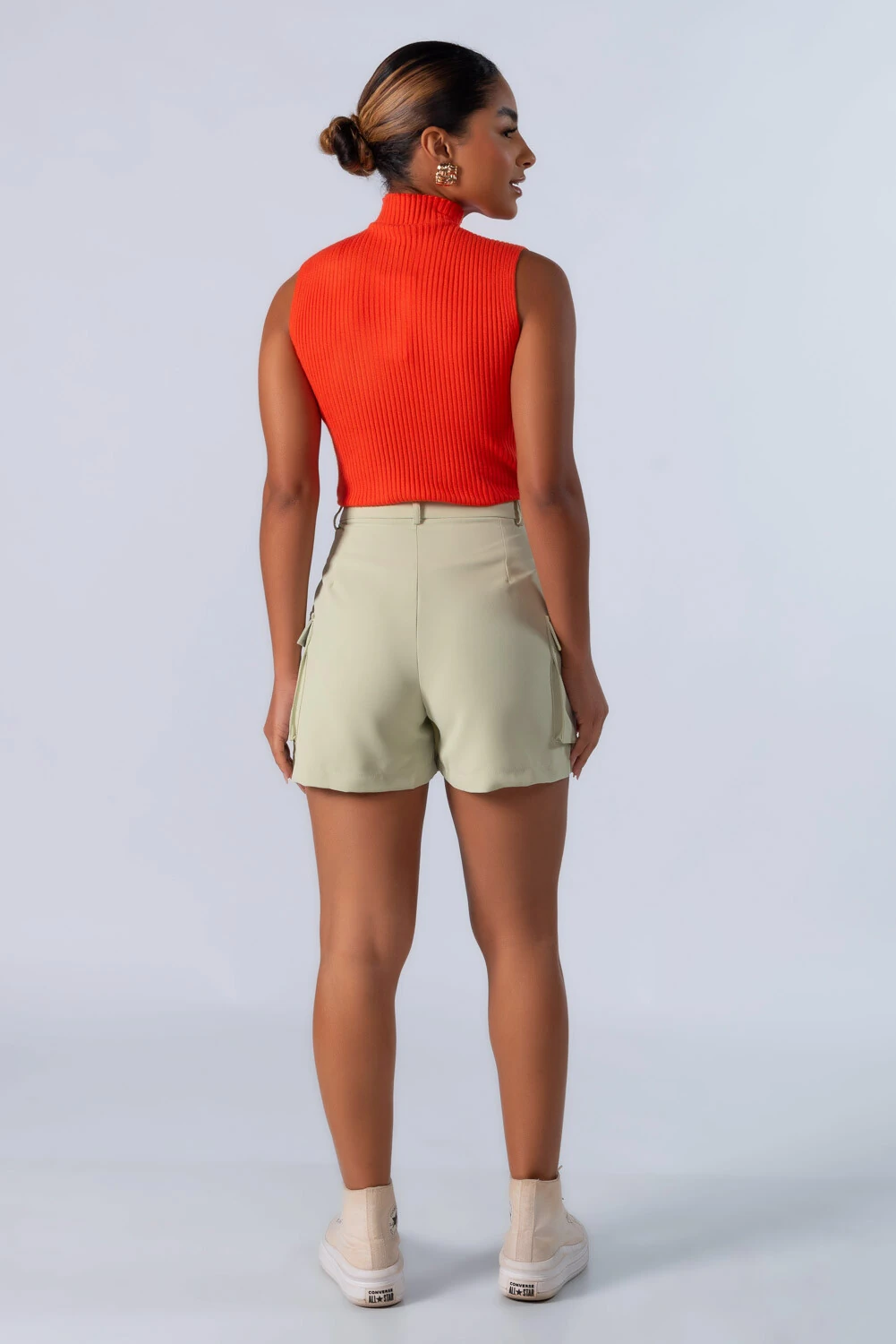 Regata Cropped em Tricot Canelado com Gola Alta - Laranja - Imagem 4