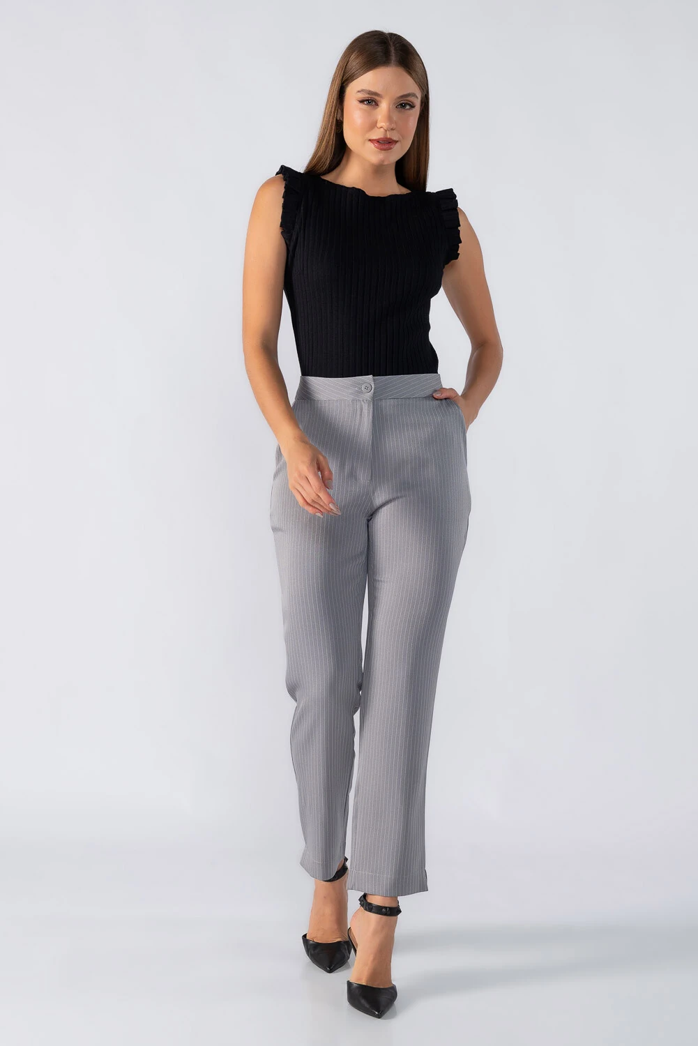 Calça em Alfaiataria Risca de Giz com Modelagem Slim - Imagem 2